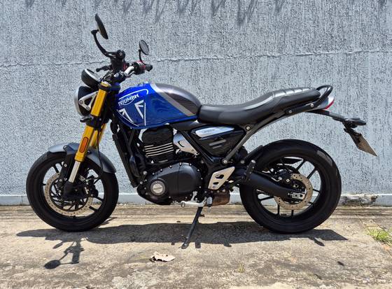 TRIUMPH SPEED 400 